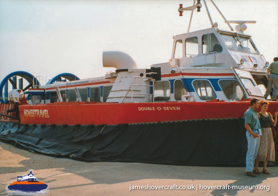 AP1-88 hovercraft promotional day by BHC -  (credit: The <a href='http://www.hovercraft-museum.org/' target='_blank'>Hovercraft Museum Trust</a>).